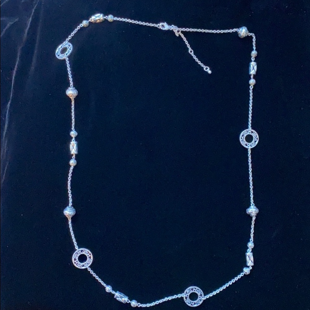Premier Designs silver necklace